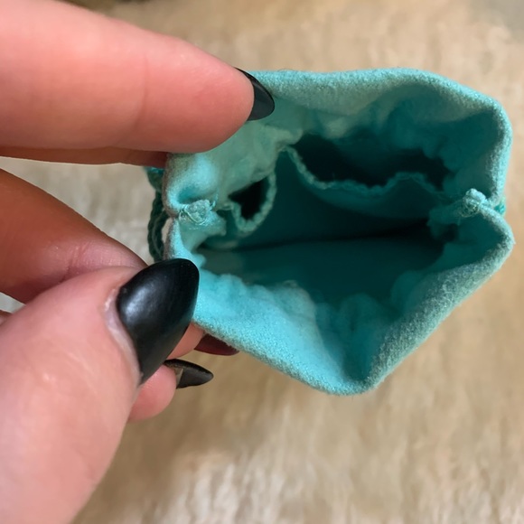 Authentic Tiffany and co drawstring jewelry pouch - Picture 2 of 5
